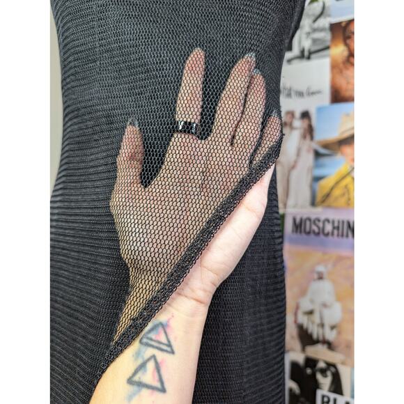 Rare Connected Apparel Mesh Dress - Picture 4 of 7